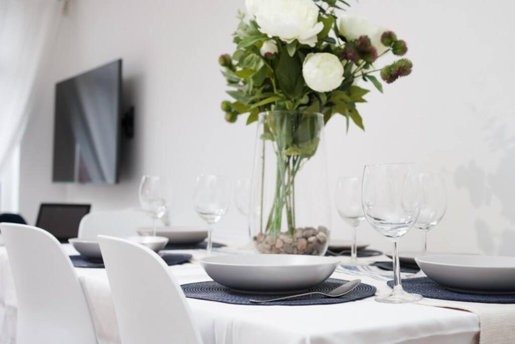 Newly Renovated Modern 4 Bed 3 Bath Apartment London Eksteriør billede
