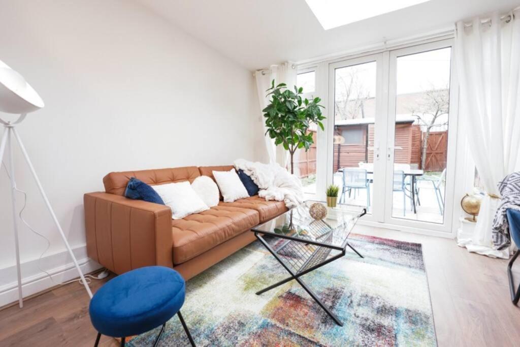 Newly Renovated Modern 4 Bed 3 Bath Apartment London Eksteriør billede