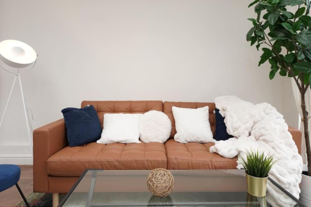 Newly Renovated Modern 4 Bed 3 Bath Apartment London Eksteriør billede